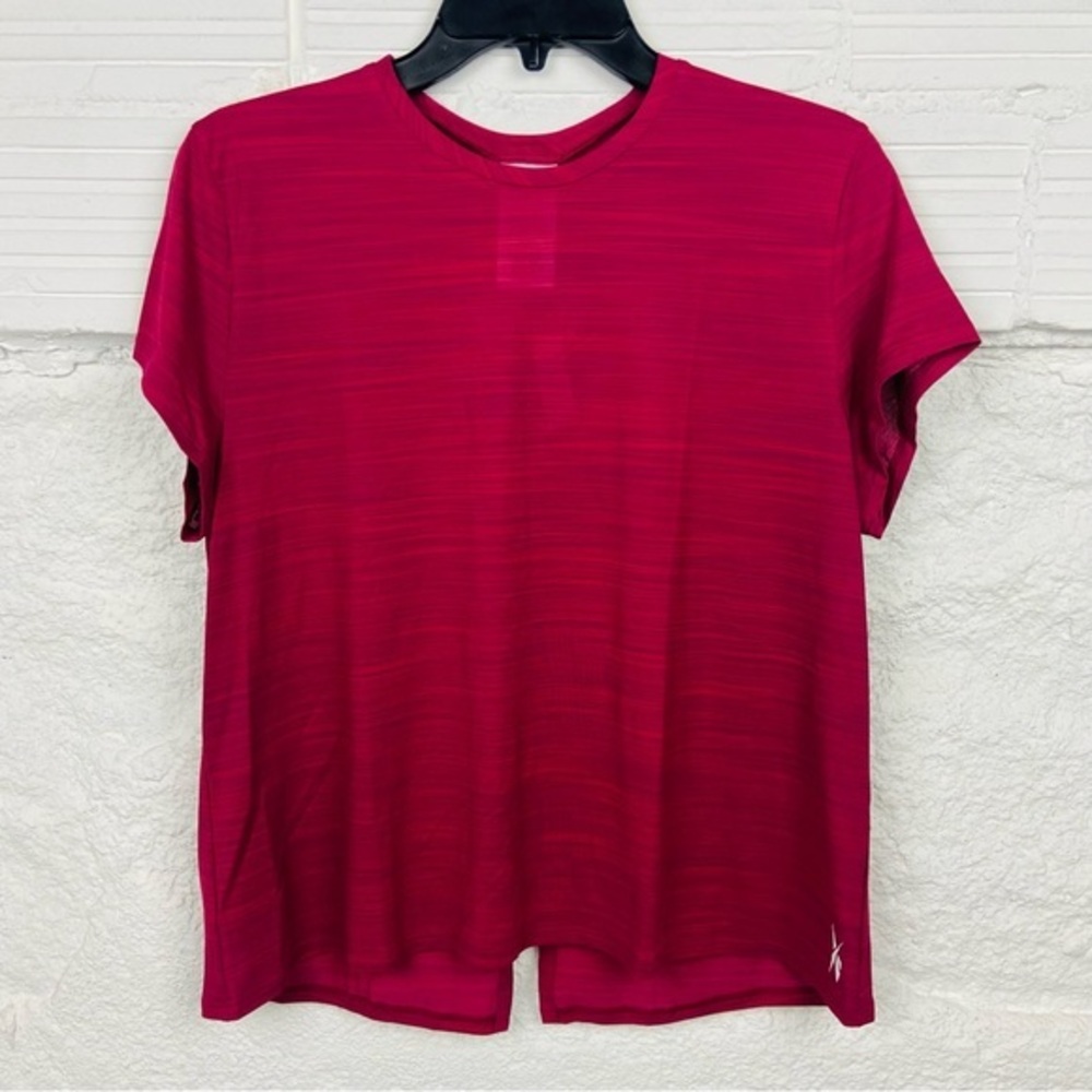 NWT REEBOK activchill lightweight active training punch berry workout runing top